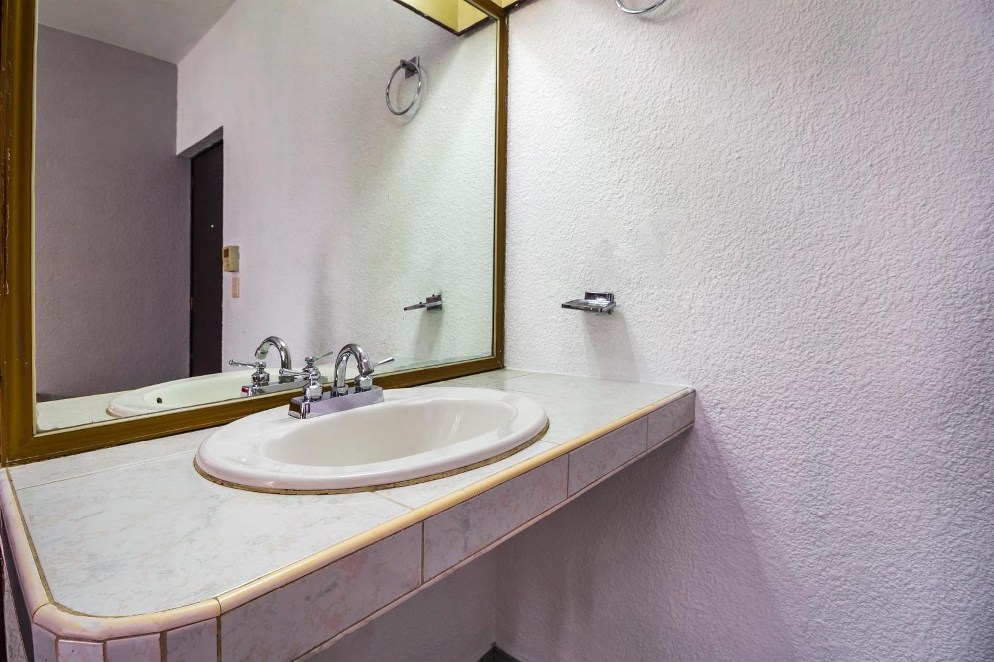 Hotel Canada, Guadalajara Buitenkant foto
