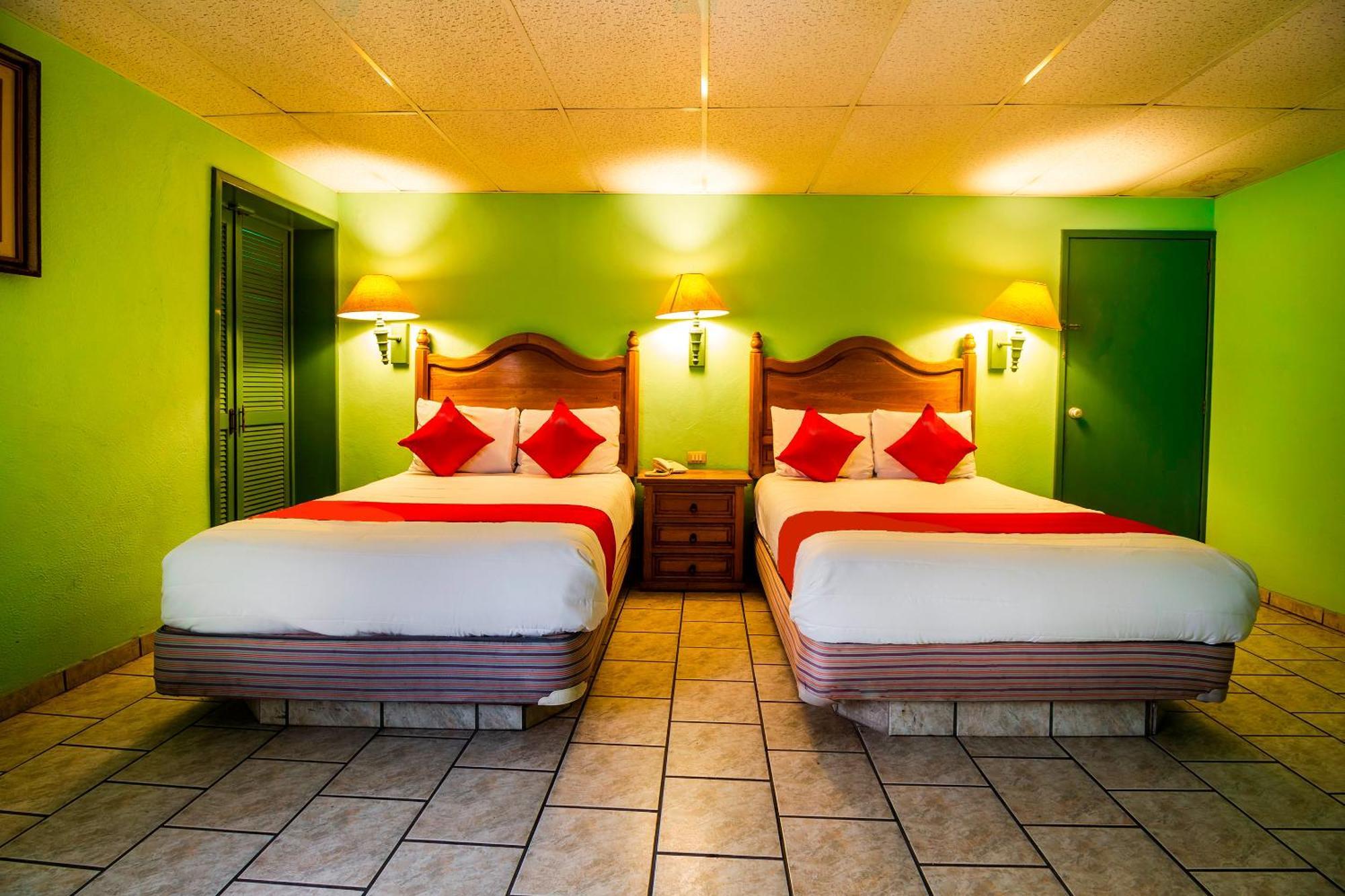 Hotel Canada, Guadalajara Buitenkant foto